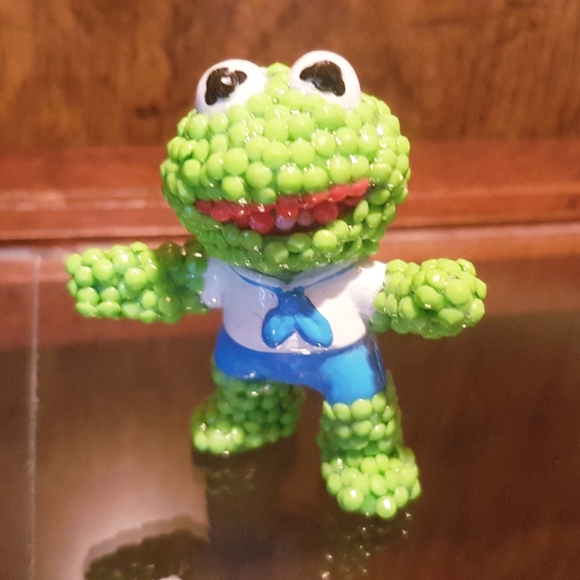 1986 The Muppet Babies Kermit Figure Hand Crafted Upcycled Beaded Vintage - Picture 8 of 12
